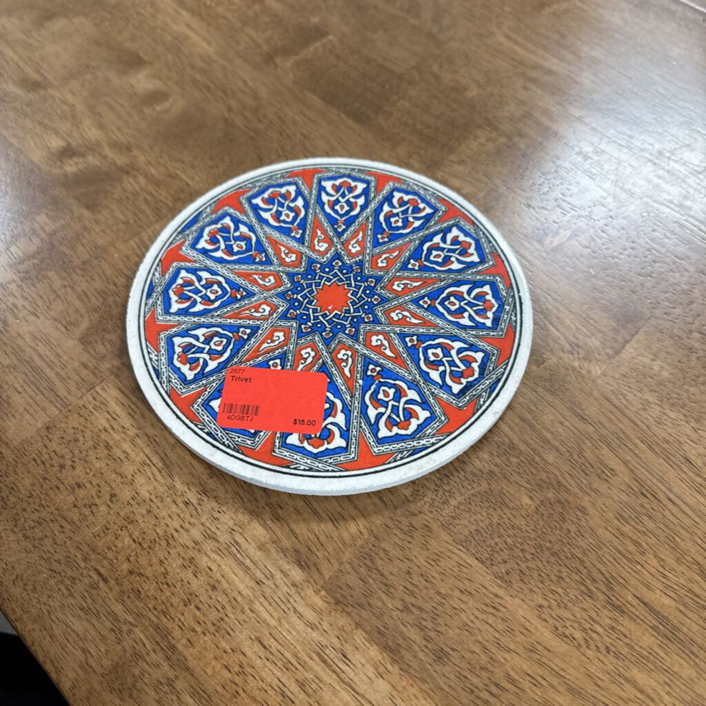 Trivet