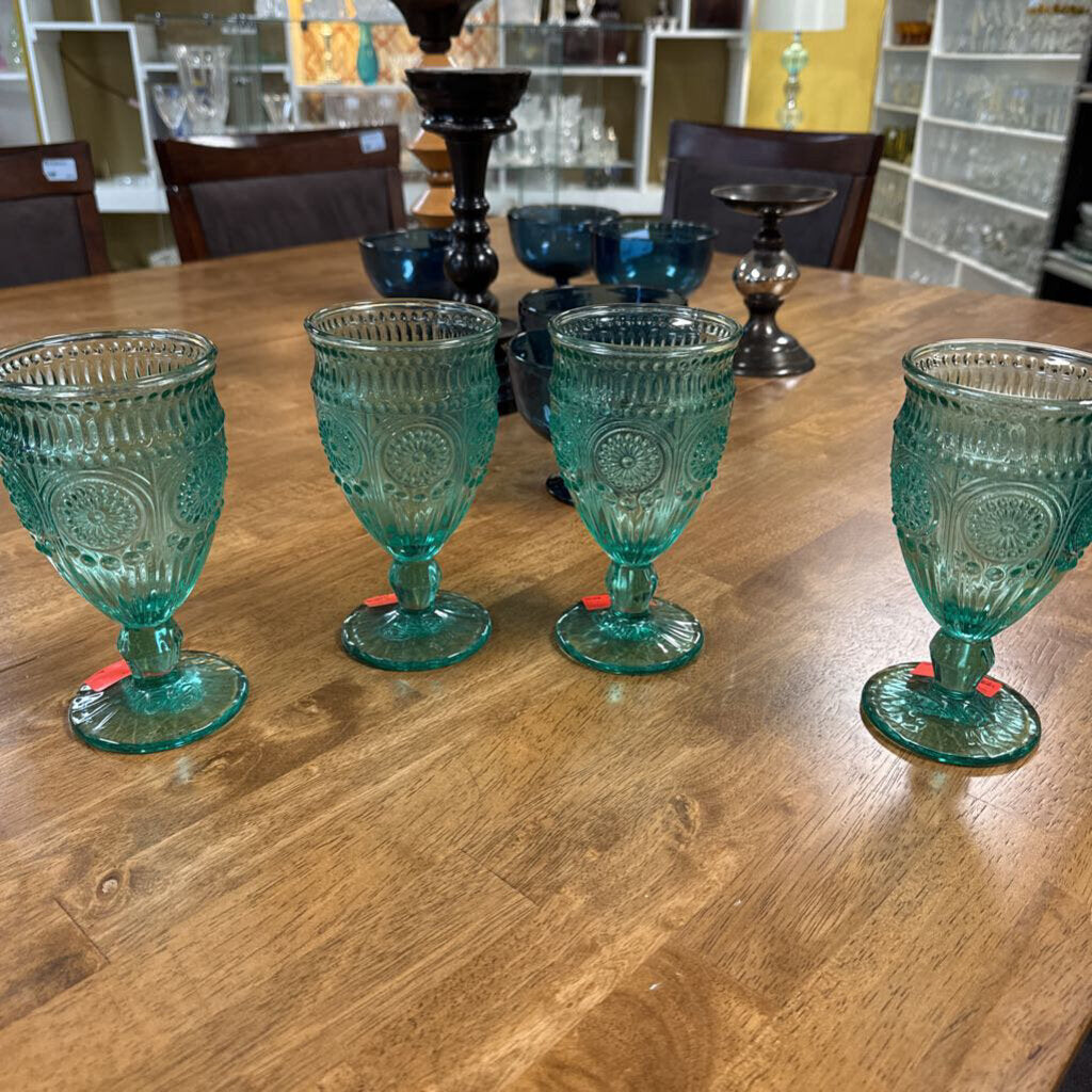 4pc Glassware