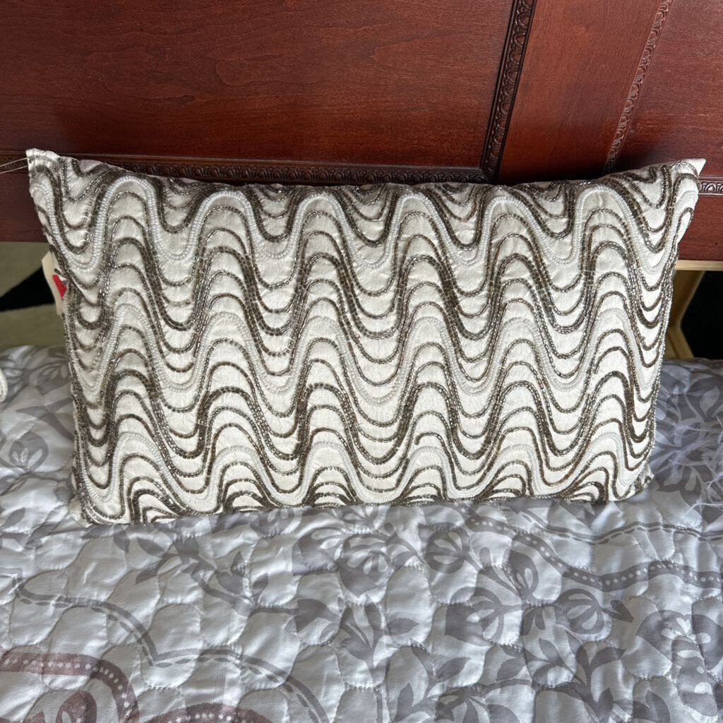 Lumbar Pillow w/ Sequins