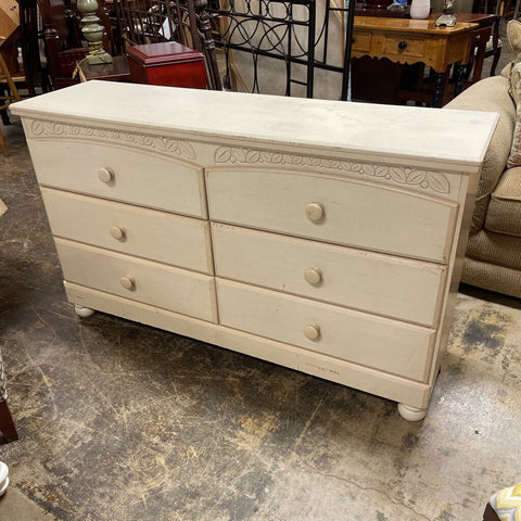 Dresser AS IS