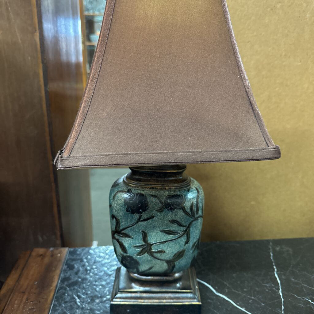 Lamp w/Shade
