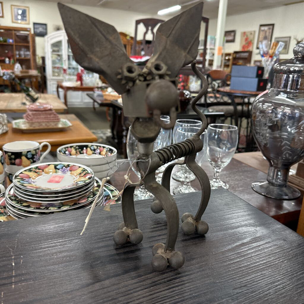 Chihuahua Metal Dog Sculpture