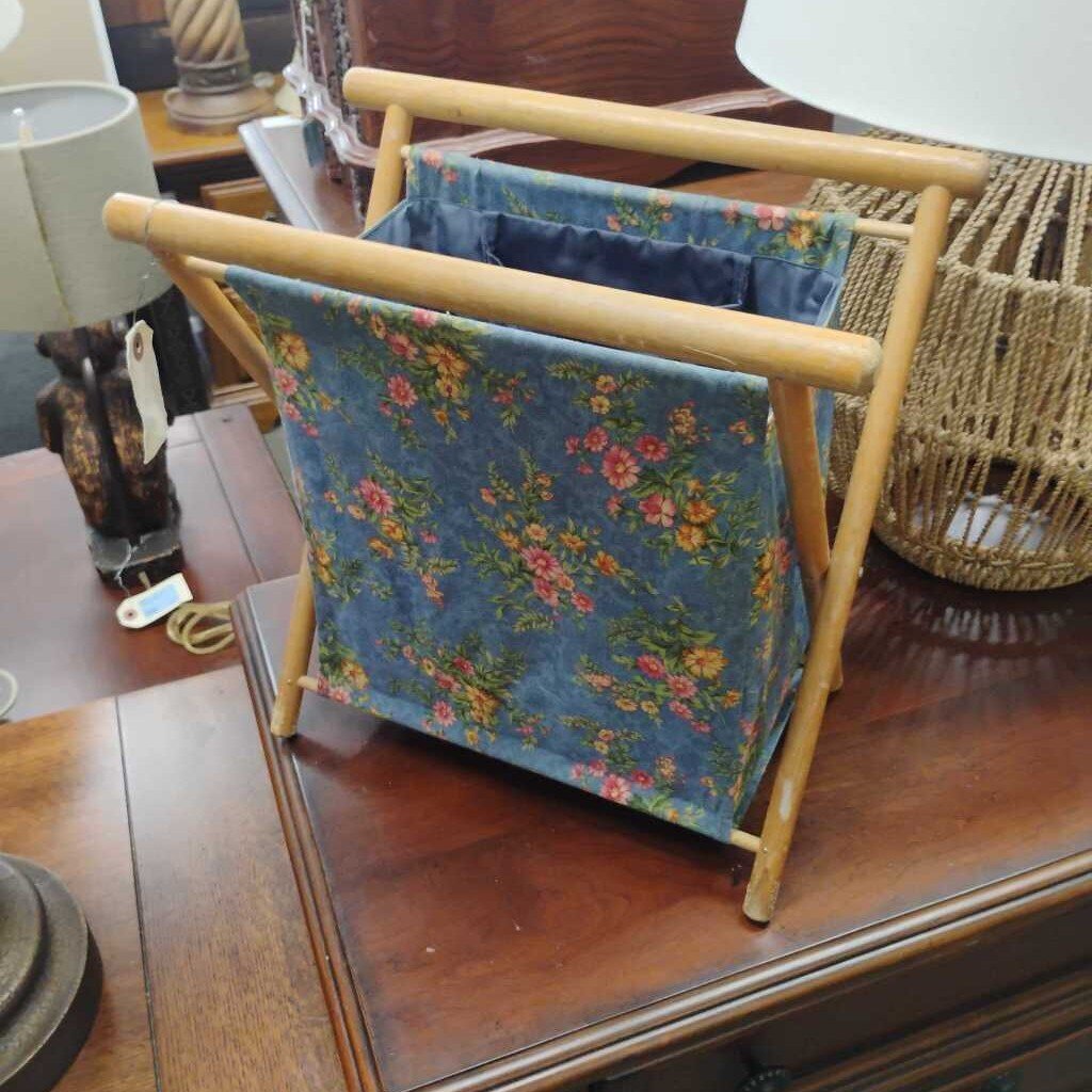 VTG Folding Knitting Basket (AS IS)