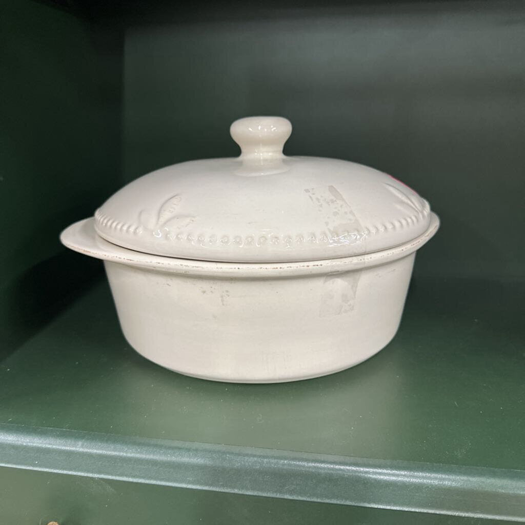 Casserole Dish w/Lid