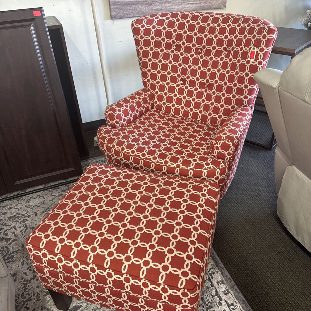 Chair w/Ottoman
