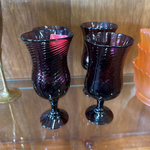 Set of 4 Vintage Amethyst Swirl Glasses