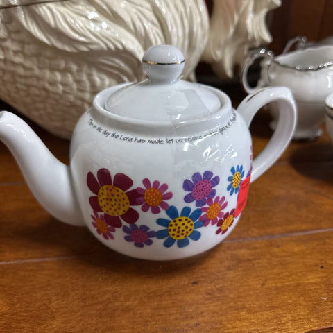 Tea Pot