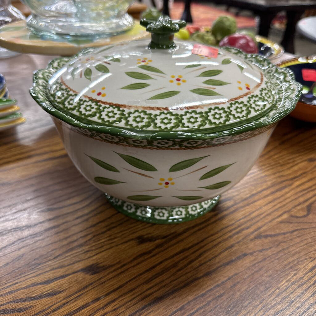 Temptations Casserole Dish w/Lid