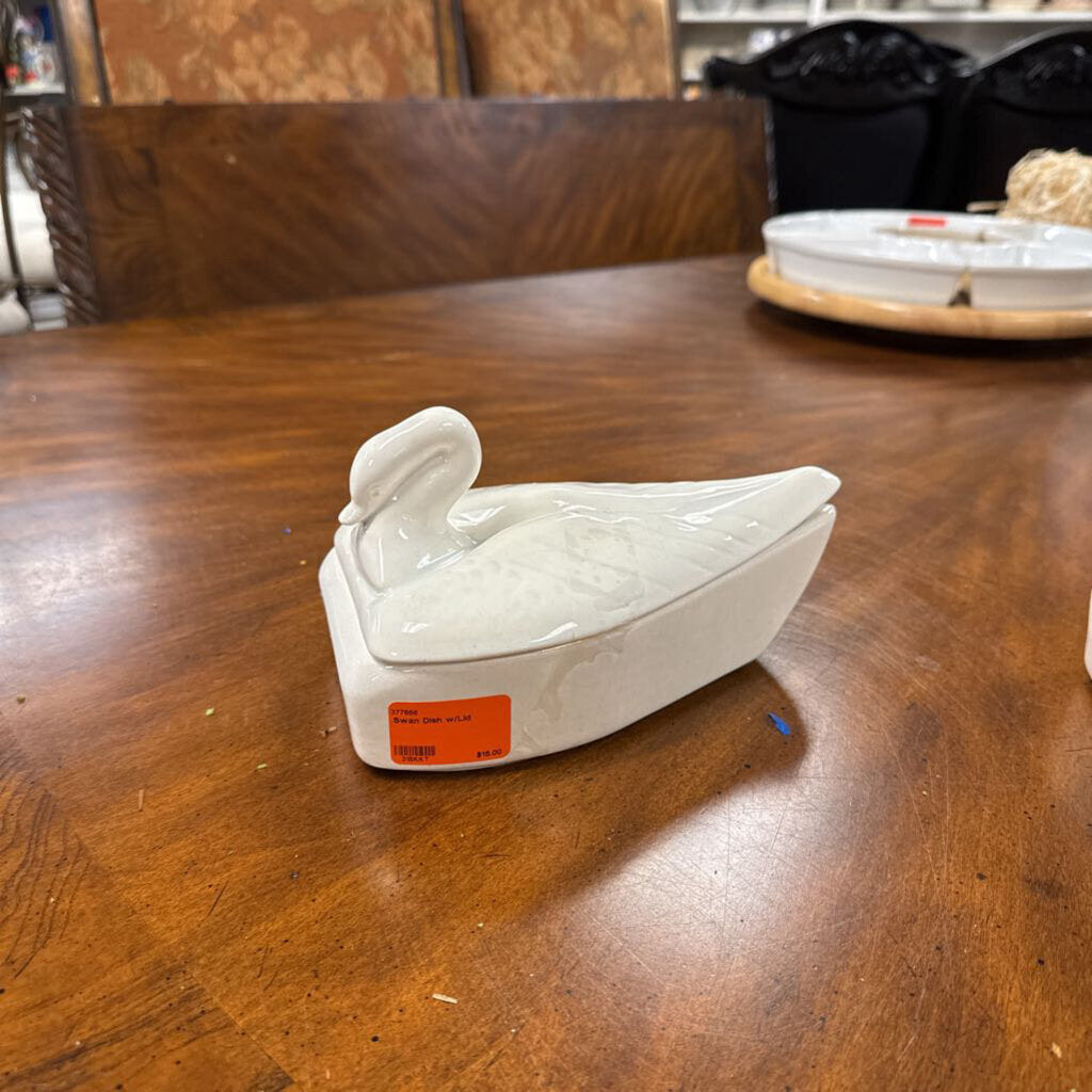 Swan Dish w/Lid
