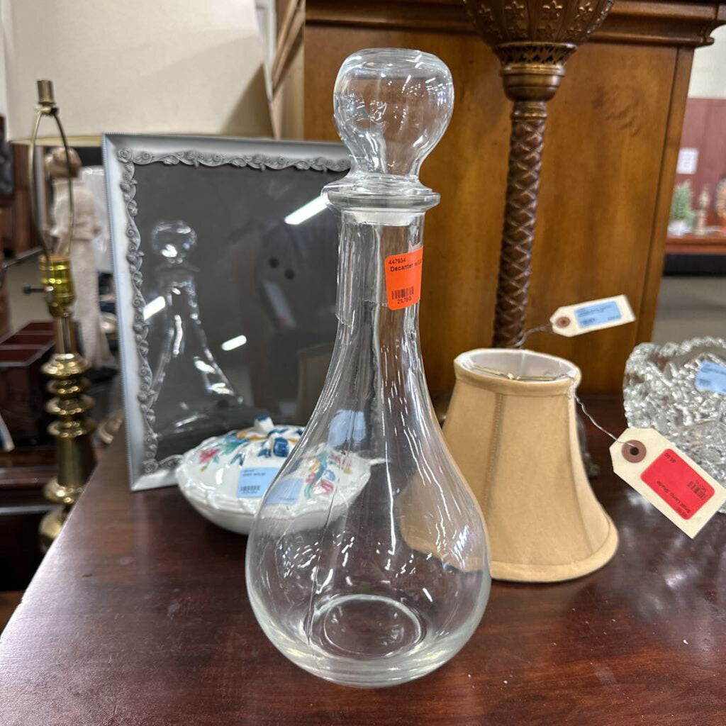 Decanter w/Lid