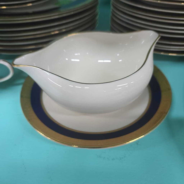 47pc Dish Set