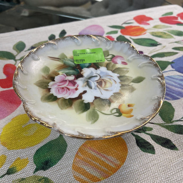 Decorative Pedestal Plate