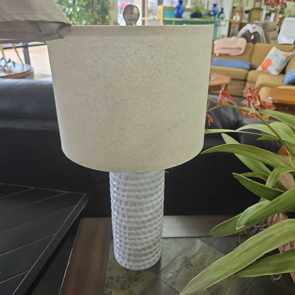 Pair of Lamps w/Shades