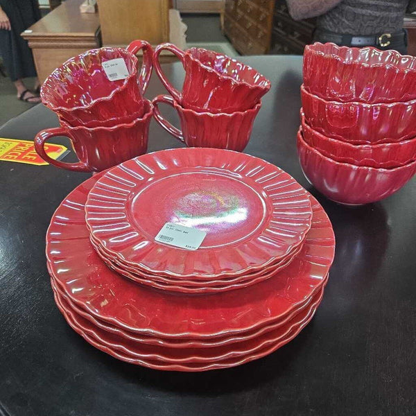 15 pc. Dish Set