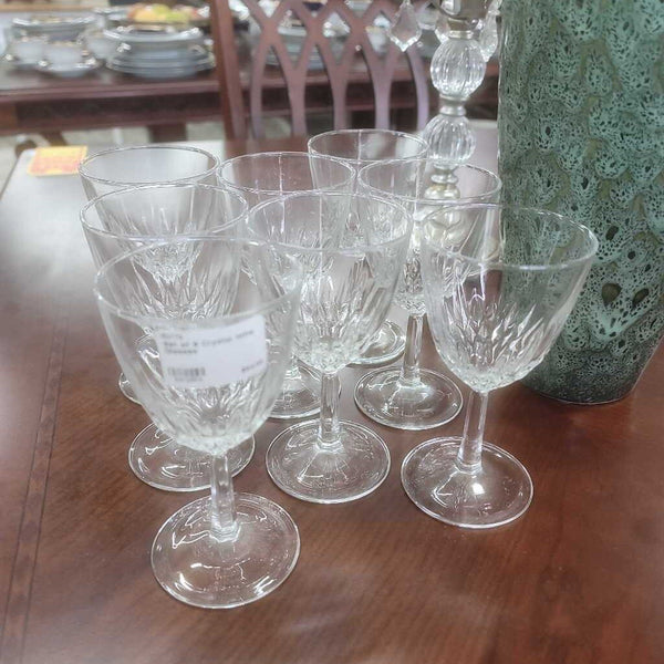 Set of 8 Crystal Wine Glasses