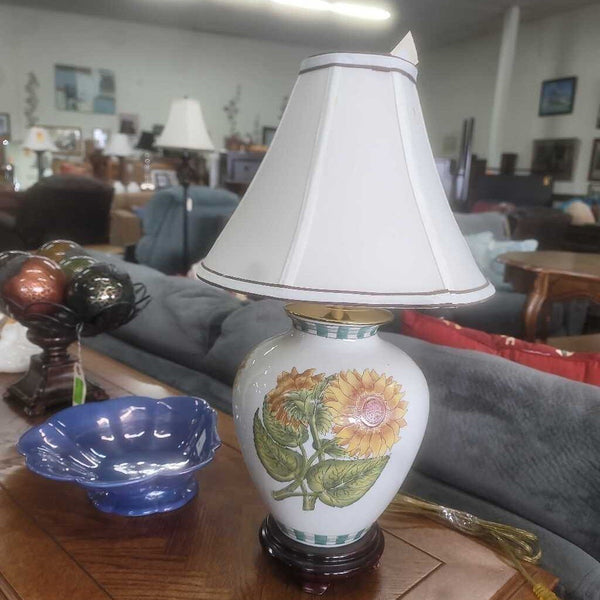 Lamp w/Shade