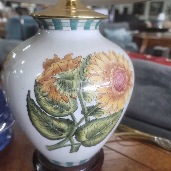 Lamp w/Shade