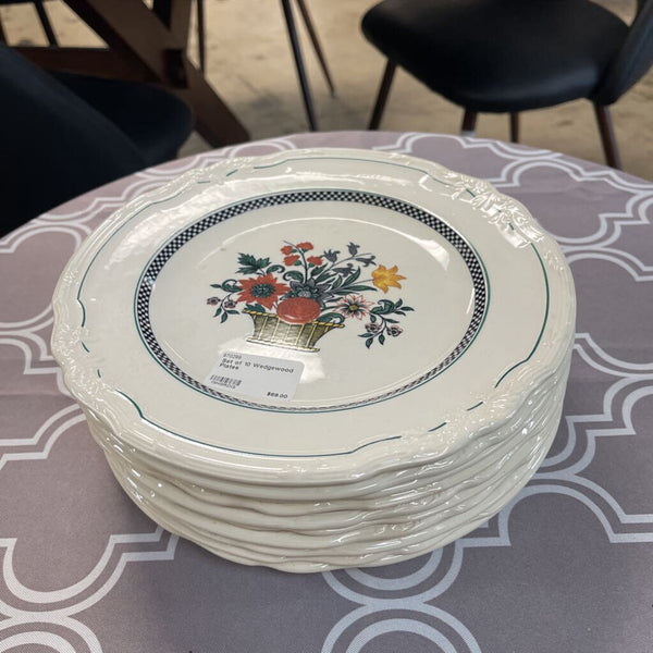 Set of 10 Wedgewood Plates