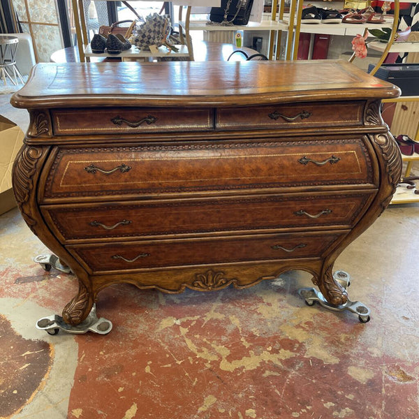 Seven Seas Chest by Hooker