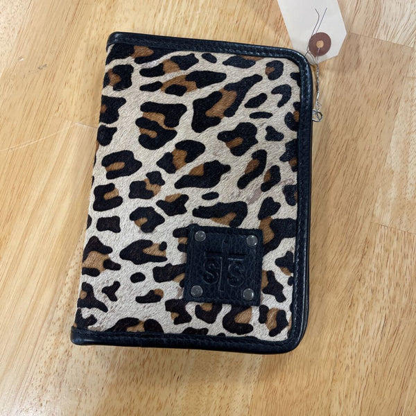 Hide Clutch Wallet