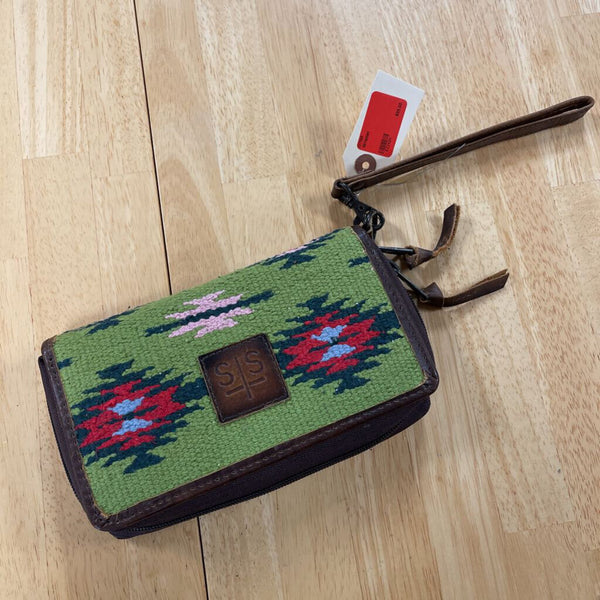 Wristlet