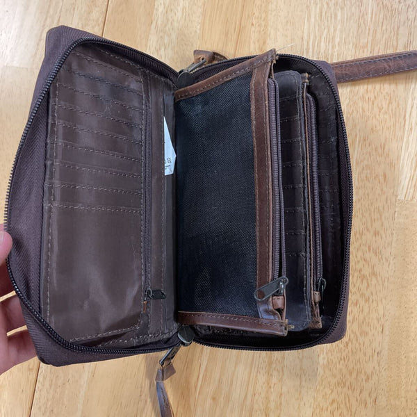 Wristlet
