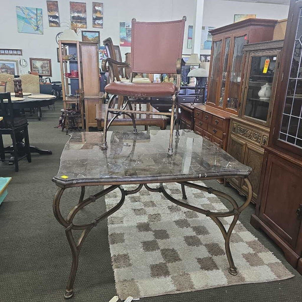 Dining Table w/4 Leather Chairs