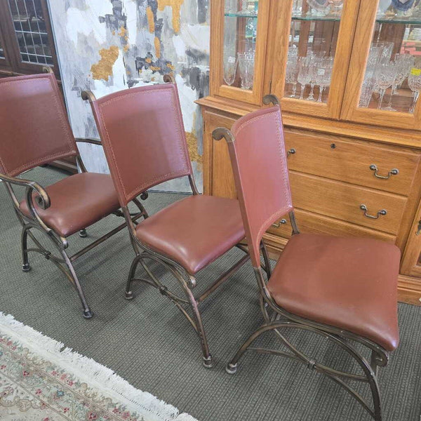 Dining Table w/4 Leather Chairs