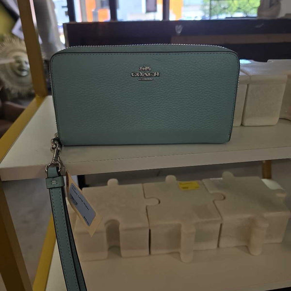Coach Long Wallet