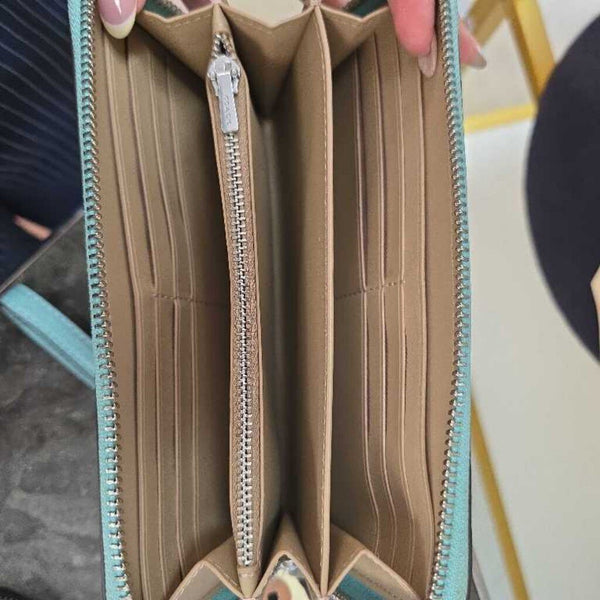 Coach Long Wallet