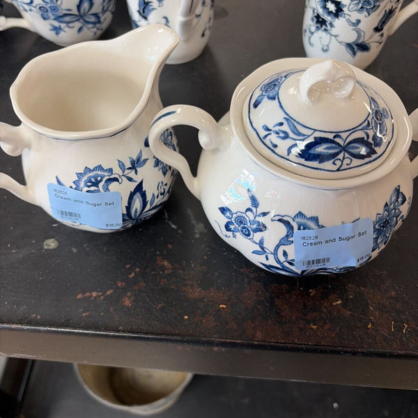 Cream and Sugar Set