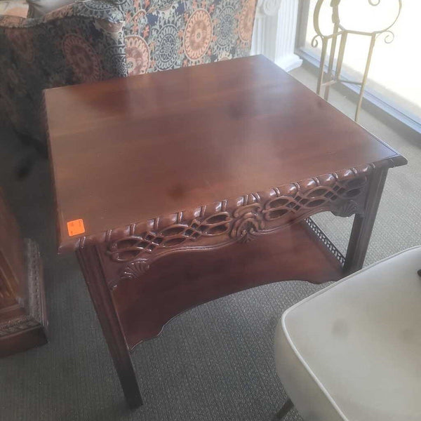 Accent Table