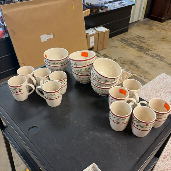 18pc Dish Set